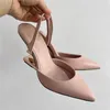 Chaussures habillées Nude Lettre Étrange Talon Femmes Pompes Bout Pointu Talons Hauts Slingback Mariage Mariée Gladiateur Sandales Dames Compensées 230225