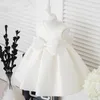 Meisjesjurken Retail Baby kinderen Bow Party Princess trouwjurk Verjaardag Big White Color