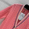 Chan 2023 New Women 's Brand Jacket OOTD 디자이너 패션 고급 클래식 CCC Long Style Logo Coat 레저 스프링 코트 편직 카디건 생일 어머니의 날 선물