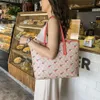 2020 Новая портативная сумка для пакета ПВХ Печать клубничная сумка модная тенденция сумки для женщин большой способности женщин дают подарки Love254U