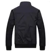 Vestes pour hommes Mode Hommes Bomber Hiver Col montant Poches à fermeture éclair Manteau Pilote Veste Coupe-vent 2023 Hommes d'affaires