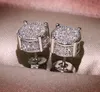 Boucles d'oreilles rondes européennes à quatre diamants Micro Strass Femme Boucles d'oreilles simples et élégantes Usine de gros