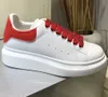 Scarpe eleganti firmate Sneakers con fondo rosso di lusso Scarpe da ginnastica Accessori casual Punta in pelle scamosciata a taglio basso per uomo e donna Scarpe da sposa in pelle di cristallo per feste NOVITÀ 2023