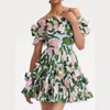 2023 Kostüm Damen-FitFlar-Minikleid mit Blumenmuster, geraffter Taille, Schrägstrich-Ausschnitt und Puffärmeln