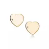 Rose Golden Mens Stud Designer Earrings مصمميون للنساء رسائل نحت المعادن نمط الحب قلوب العلامات المجوهرات CJewelers مطلي بالذهب الفاخر ZB006 E23