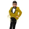 chico guapo traje de niño