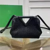 En kaliteli deri küçük kadınlar naylon omuz çantası pochette Coussin Tote Lüks Tasarımcı Crossbody Akşam Çantaları Çanta W