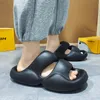 Slippers Soft sole Lady 2022 Plus Summer Couples Wear Step Bottom on The Shit Feeling Cream Sandals Home Slipper 230224
