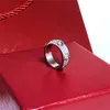 Klasyczne pierścionki zespołu śrubowe pierścień trzy rzędy pełne diamenty tytanowe stal męskie listy dla kobiet złoto srebrne projektant luksusowy prezent dziewczyna ślubna biżuteria