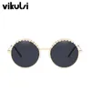 Lunettes de soleil 2018 De Luxe Perles Lunettes De Soleil Rondes Femmes Mode Alliage Cadre Marque Perles Designer Lunettes De Soleil Pour Femme Noir Nuances UV400 Nouveau G230223