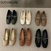 Отсуть обувь Suojialun 2023 Spring Brand Женщины Flat Fashion Chain не мелководье на балетных квартирах повседневная балера Soft Loafers 230224