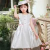 Robes de fille bébé baptiste venir Bowknot perlé conception enfants passerelle fête d'anniversaire robe de soirée filles noël princesse robe Eid L1862 W0224