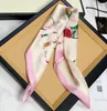 2023 marque foulard en soie éternel classique super long châle mode femmes foulard carré 70-70cm