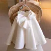 Robes de fille été nouvelle robe de cérémonie blanche perles arc conception fête d'anniversaire élégante princesse robe de baptême pour bébé fille A562