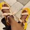 Sandały 2022 Nowe kobiety letnie buty płaskie plażę moda na zewnątrz swobodne zapatillas mujer sandalias y2302