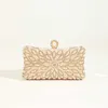 2022 New Women Pearl Flowers Evening Bags Wedding Banquet Dinner Purse Mini Party Banquet Wallets Drop Shipping 230224