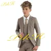 Kleidungssets Grauer Anzug für Jungen Formale Partyjacke Hosenweste Dreiteilig 3-16 Jahre alt Hochzeit Smoking Kinder Blazer Kinderset W0224