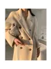 Damenjacken HighEnd Kaninchen Wolle Maulbeerseide Zweireiher Warmer langer Mantel Frauen Winter Koreanische Version Weißer Wollmantel Jacke 230223