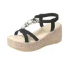 Sandalen pompen strijkhuizen casual elegant zwart platform sandalen vrouw wiggen Roman Gold sexy bloem flats schoenen hakken jurk zomer 2023 Z0224