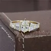 Pierścienie klastra Randh18k Solidne żółta złota woda spadek 9 6 mm 1.5ct moissanite damski pierścień zwężający się bagietka