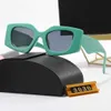 Solglasögon Ny mode Small Frame Leopard Print Senior Solglasögon för män och kvinnor Senior Designer Design G230223