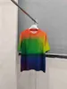 Camicie casual da uomo Designer Versione alta buona 2023 nuovo cotone arcobaleno T-shirt a maniche corte stampata in rilievo Anagram Y83E