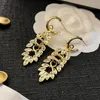 18k gouden stempel Charm oorbellen luxe designer Stud -oorbellen populaire vintage stijl sieradenontwerp voor dames Keltische luxe trouwfeestaccessoires met geschenkdoos