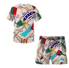 여름 트랙 슈트 골든 꽃 패턴 라이온 헤드 인쇄 남자 티셔츠와 반바지 정복 대형 캐주얼 맨 스포츠웨어 트랙 슈트 트렌드 2 피스 세트 크기 S-6XL