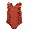 traje de baño de una pieza para niños 2023 traje de baño de color sólido con borde de oreja de madera para niñas de verano