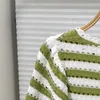 Kvinnors tröjor Färgstygn ihålig ut randiga tröja Dam spetsar trim o-hals Crochet Half ärm stickade stickkläder topp 2023 våren