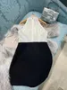 Damespakken blazers ontwerper miao familie kleine cadeau jurk 2022 vroege lente nieuwe organza nagelboorcontrast kleurvest hangende nek vrouwen Jeyc