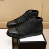 Sapatos de lazer masculinos de lazer de designer de luxo usando tela e couro Uma variedade de material confortável m9hj000001