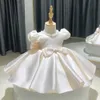 Vestidos de menina champanhe cetim girl girl vestido beading kids vestidos elegantes para meninas roupas de princesa roupas de luxo de luxo vestido de bebê vestidos 1-8y w0224