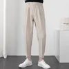 Pantalons pour hommes automne hiver nouvelle couleur unie mode coréen pantalons décontractés hommes Slim plissé conique mâle Blazer pantalon taille élastique Streetwear Z0225