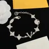 17 stijl armband klavertje vier bedelarmbanden elegante mode 18K gouden agaat schelp ketting moeder vrouwen meisjes paar vakantie verjaardagsfeestje geschenken kettingen