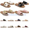 qwertyui879 2023 femmes mules boisées sandales plates diapositives designer caoutchouc toile pantoufles blanc noir voile femmes mode en plein air plage pantoufle chaussures 022523H