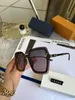 Men and Sunglasses Women r for Style Anti ultraviolet Retro Plate Square Full Frame Fashion Eyeglasses Random Box fo ultaviolet Reto Squae Fame Rom