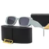 Designer Solglasögon Män Kvinnor Glasögon Utomhusskydd Blommor PC Båge Mode Klassisk Dam Solglasögon Speglar för kvinnor
