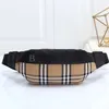 Bolso de cinturón de lujo de diseñador Mujeres Hombres Bolsos Fanny Pack Bolsos de cintura Bolso sólido a cuadros clásico Diseño de impresión varios estilos Moda y 287f