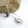 Pendientes colgantes Araña Fonect Exquisita Perla De Imitación Blanca Redonda Que Cuelga Para Las Mujeres Talla De Metal Flores De Plantas HuecasDangle Mill22