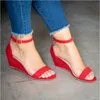 Sandaler Fashion Women Wedges Heel Sandaler Casual Buckle Strap Platform Summer High Heels Sandal Open Toe Black Red Shoes Ladies 2022 Ny Z0224