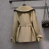 Женские траншеи COAT