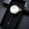 Broschen Romantische Frauen Band Hals Revers Pin Brosche Einstecktuch Männer Hochzeit Party Legierung Rose Blume Uniform Corsage Zubehör