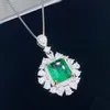 Kvinnor Square Emerald Tourmaline Pendant White Gold Plated Halsband Europeiska och amerikansk stil zirkon diamanthalsband bröllopsfest smycken födelsedagspresent