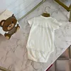 Nouveau-né Bébé Bebe Imprimé Coton Barboteuse 0-2Y Barboteuses Toddle Bébé Body Au Détail Nouveau-nés Bébés Vêtements Enfants Combinaisons Vêtements 0-24 Mois blanc