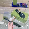 Designer tofflor thong flip flop varum￤rke kvinnor glider nyaste sandaler m￤n kvinnor skor sommarstrand inomhus utomhus bild platt klassisk bild sandal