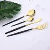 Servisuppsättningar 24st Black Gold Cerned Cern Set rostfritt stål Cutlery Set Kitchen Fork Knivsked Tabell Provisuppsättning Flatvaruuppsättning Silver Set 230224