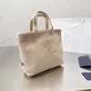 ACHAPIER DES LOISSIONS Le sac fourre-tout pour les femmes manuelle de mode tissu de paille de grande capacité sac de plage de vacances à main de créateur réutilisable sac à main
