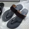 Sandálias femininas chinelos Chinelos de praia Chinelos elegantes de alta qualidade Moda Clássicos Sandália Sapatos rasos Slide Eu 35-43