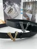 Classique Designer ceinture simplicité style commercial luxe hommes mode tempérament tout matériel correspondant ceinture en cuir avec boîte-cadeau